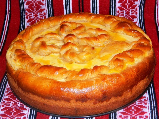 Pască cu Brânză